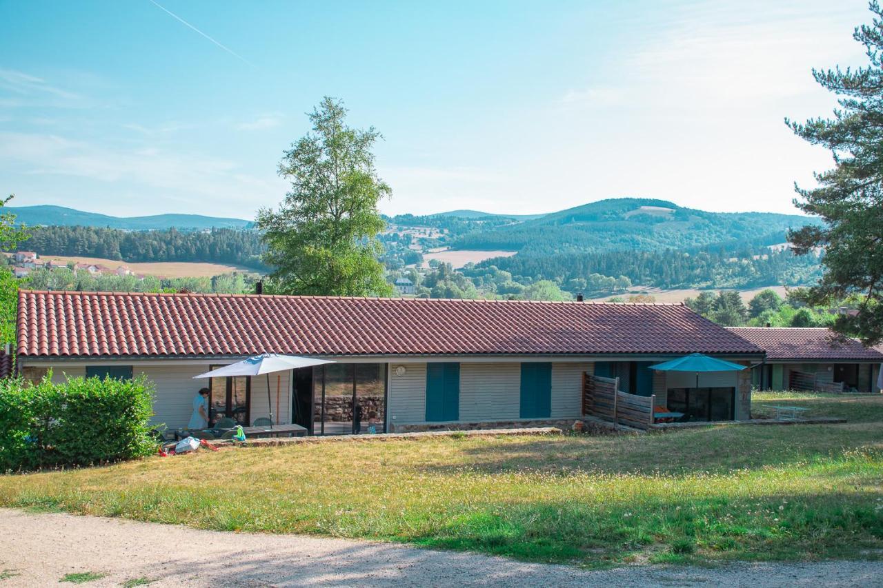 Village De Gites De La Foret De Ganigal Le Malzieu-Ville Exterior photo